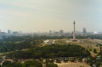 Haze over the Monas Monument, downtown Jakarta, Indonesia. Photo credit: James Anderson/WRI