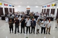 Peserta kegiatan workshop berfoto bersama.