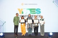pemenang-poster-presentation-dan-pemenang-oral-presentation.JPG