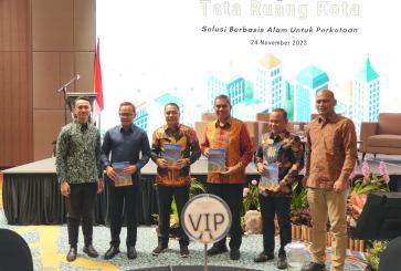 Perwakilan WRI Indonesia, IAP, dan APEKSI