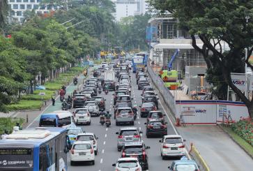 Indonesia’s Path to Net-Zero Emission: Measuring Road Transport Emissions as the Foundation for a Sustainable Transport Policy