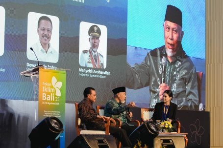 Sesi Fireside Chat antara Sekretaris Daerah Provinsi Bali, Dewa Made Indra, dan Gubernur Sumatera Barat, Mahyeldi Ansharullah