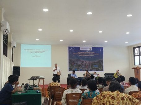 Kegiatan Lingkar Belajar Tanah Papua (tahun 2025) yang dilaksanakan secara luring bersama Universitas Ottow Geissler 