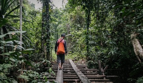 Hukum dan peraturan tentang pengakuan masyarakat adat dan hak mereka atas tanah akan gagal sebelum dimulai jika tidak ada persetujuan dari masyarakat itu sendiri. Foto kredit: Mario Munthe untuk WRI Indonesia