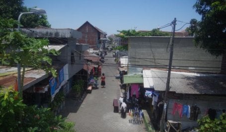 One of the many informal settlements the city of Surabaya, Indonesia has upgraded since the 1960s with participation from residents. Photo by Peter Edelman.